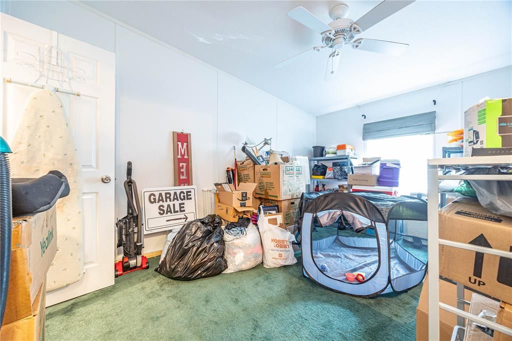 For Sale: $299,900 (4 beds, 2 baths, 1920 Square Feet)