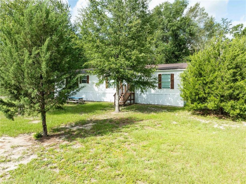 For Sale: $299,900 (4 beds, 2 baths, 1920 Square Feet)