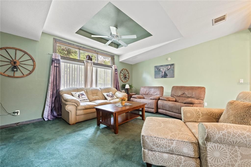 For Sale: $299,900 (4 beds, 2 baths, 1920 Square Feet)