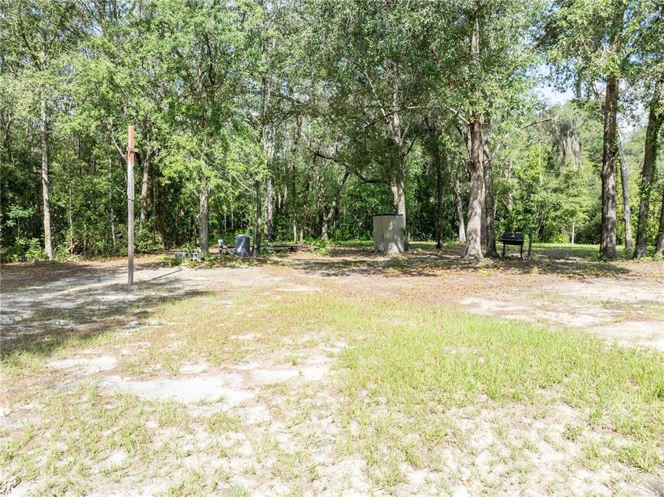 For Sale: $299,900 (4 beds, 2 baths, 1920 Square Feet)