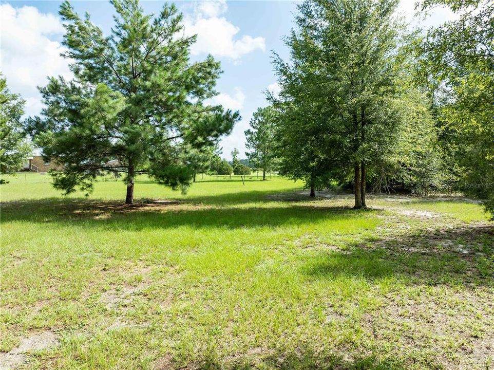 For Sale: $299,900 (4 beds, 2 baths, 1920 Square Feet)