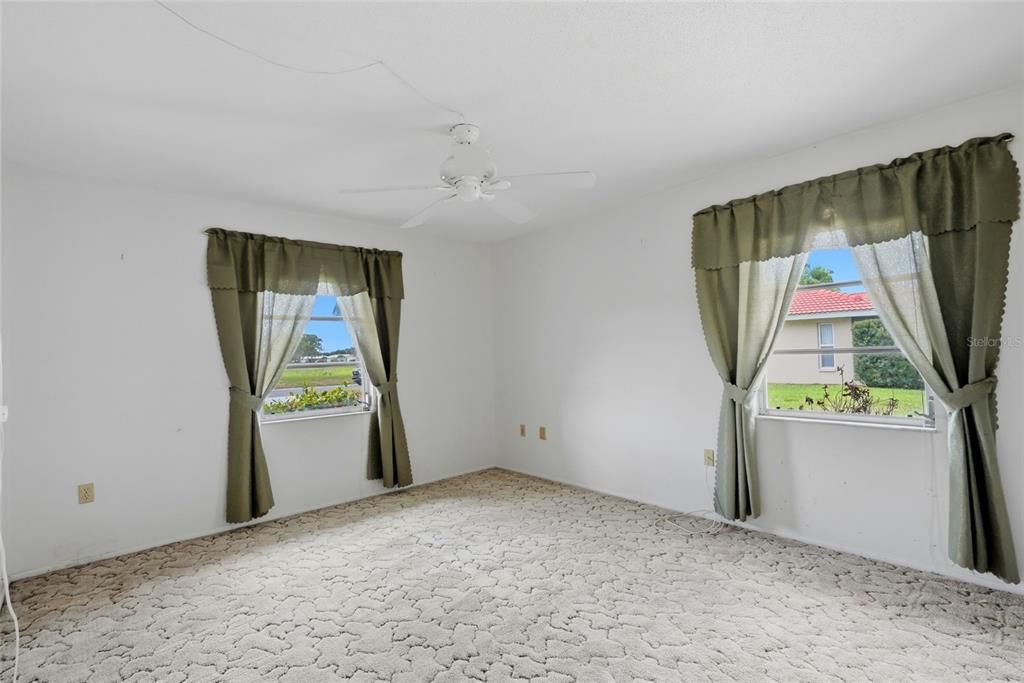 На продажу: $375,000 (2 спален, 2 ванн, 1497 Квадратных фут)