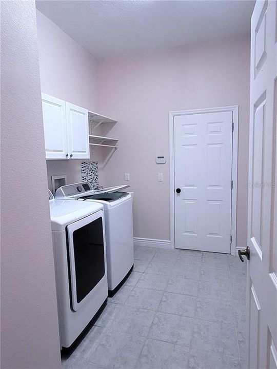 В аренду: $3,600 (4 спален, 3 ванн, 2474 Квадратных фут)