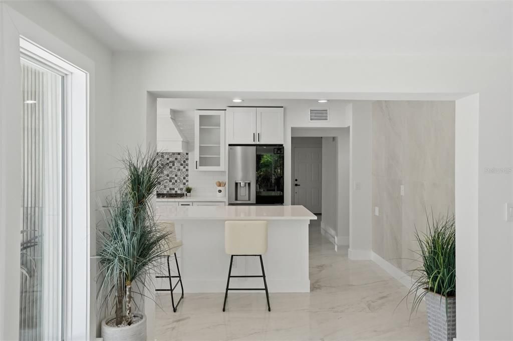 En Venta: $1,525,000 (5 camas, 3 baños, 2888 Pies cuadrados)