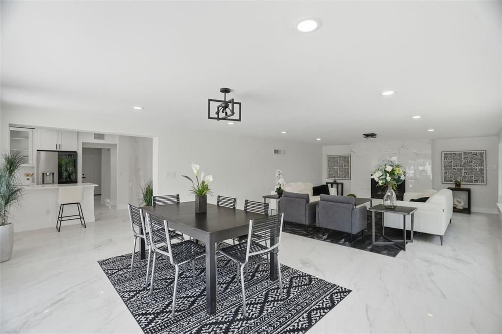 En Venta: $1,525,000 (5 camas, 3 baños, 2888 Pies cuadrados)