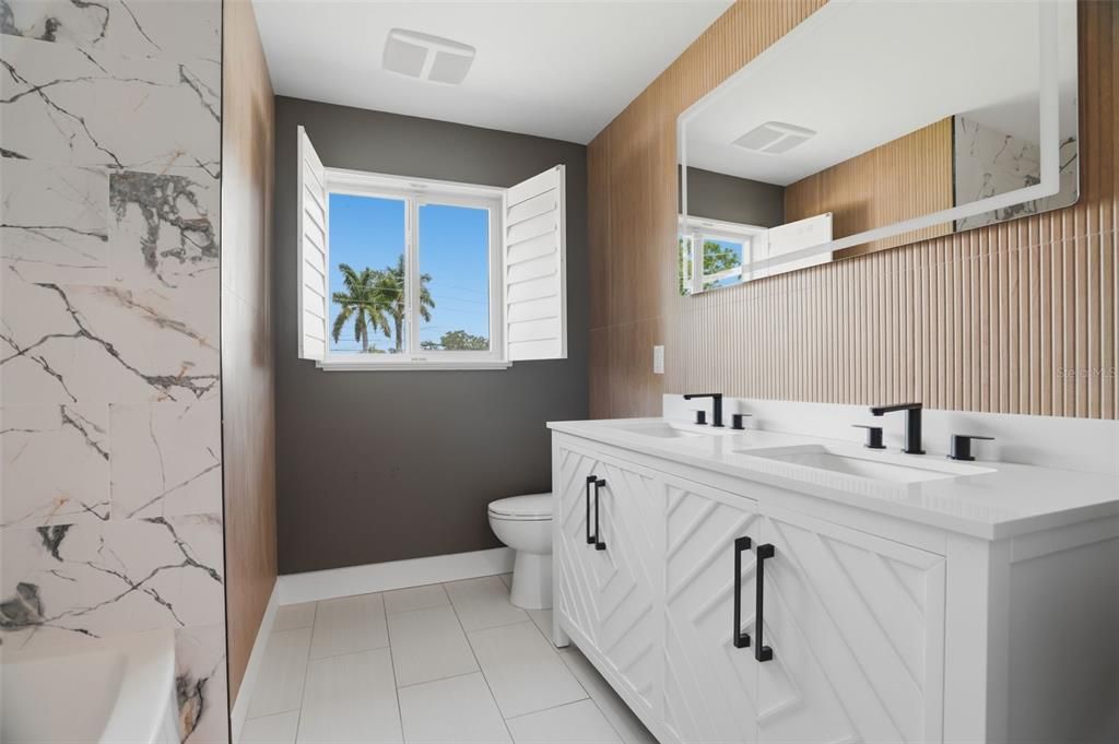 En Venta: $1,525,000 (5 camas, 3 baños, 2888 Pies cuadrados)