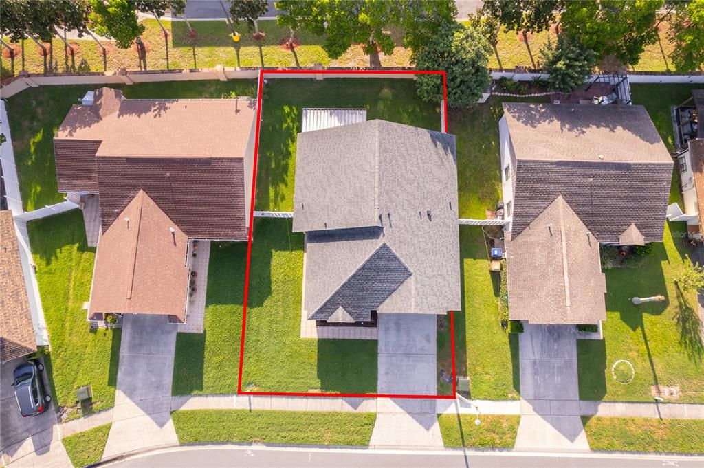 На продажу: $309,999 (2 спален, 2 ванн, 1330 Квадратных фут)