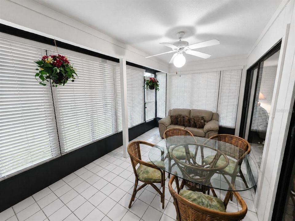 En Venta: $189,900 (2 camas, 2 baños, 1024 Pies cuadrados)