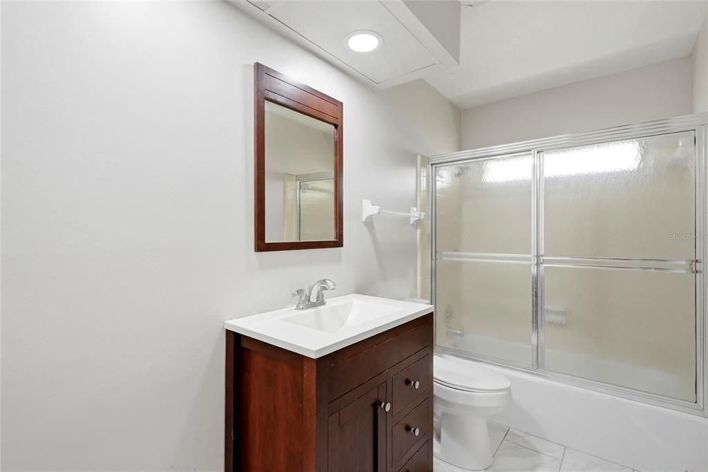На продажу: $434,900 (2 спален, 2 ванн, 1503 Квадратных фут)