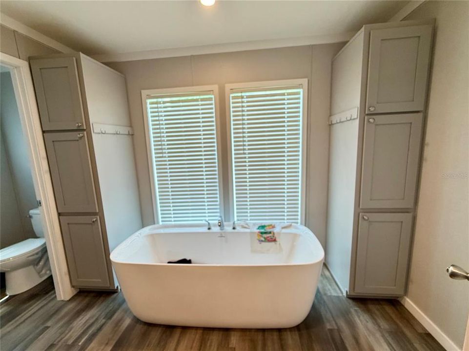 En Venta: $549,000 (3 camas, 2 baños, 1780 Pies cuadrados)
