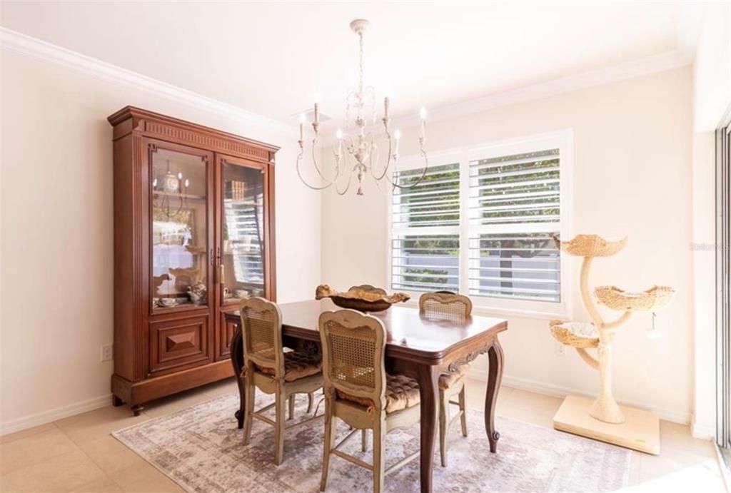 For Rent: $2,800 (3 beds, 2 baths, 1672 Square Feet)