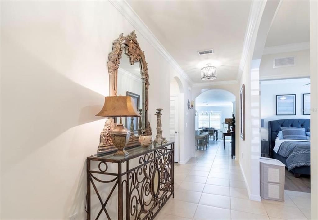 For Rent: $2,800 (3 beds, 2 baths, 1672 Square Feet)