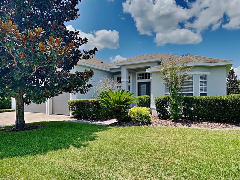 For Sale: $700,000 (4 beds, 3 baths, 3028 Square Feet)