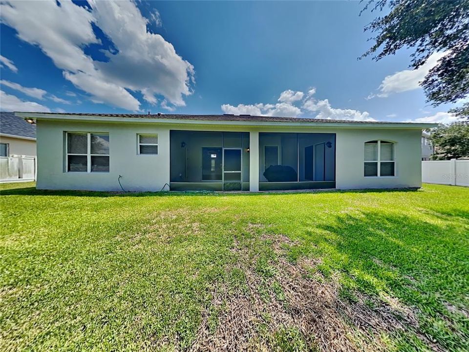 For Sale: $700,000 (4 beds, 3 baths, 3028 Square Feet)