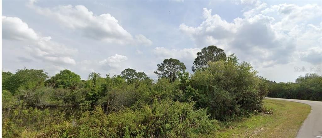 На продажу: $24,490 (0.22 acres)