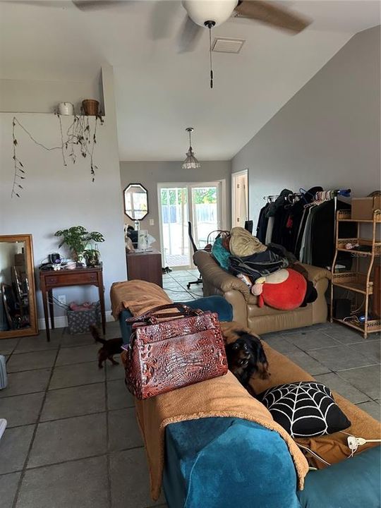 На продажу: $430,000 (4 спален, 3 ванн, 1731 Квадратных фут)