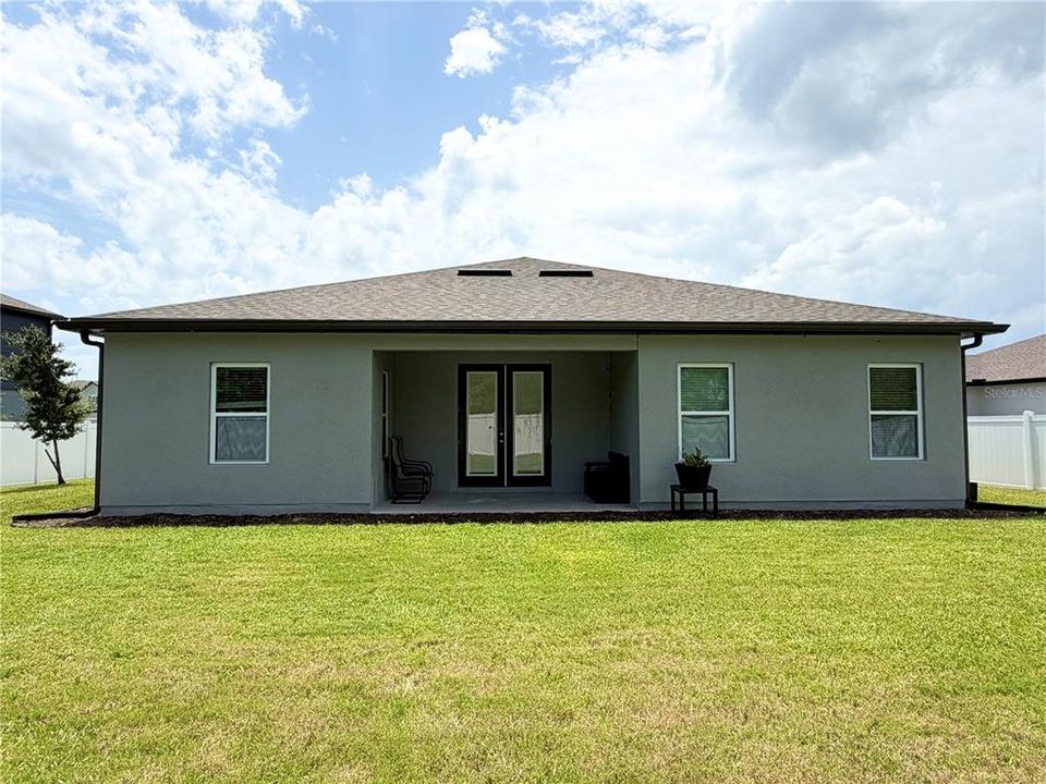 For Sale: $479,000 (4 beds, 3 baths, 2213 Square Feet)
