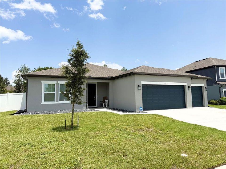 For Sale: $479,000 (4 beds, 3 baths, 2213 Square Feet)
