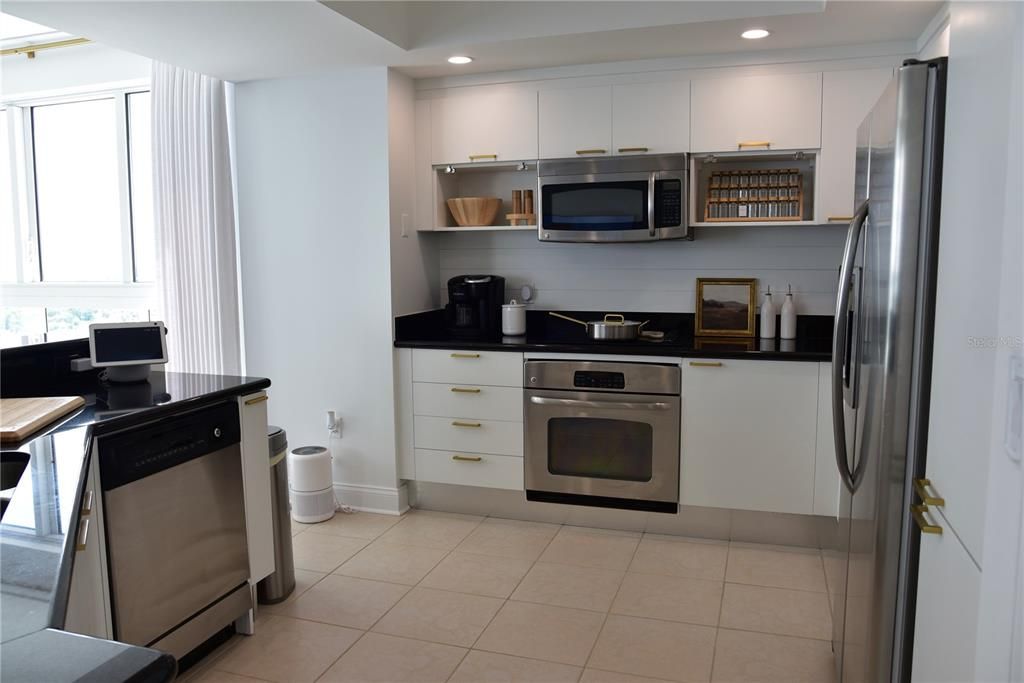 В аренду: $3,250 (3 спален, 3 ванн, 2079 Квадратных фут)