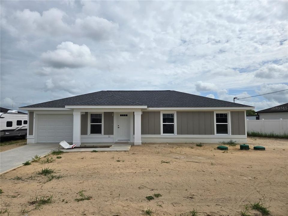 En Venta: $239,900 (3 camas, 2 baños, 1138 Pies cuadrados)