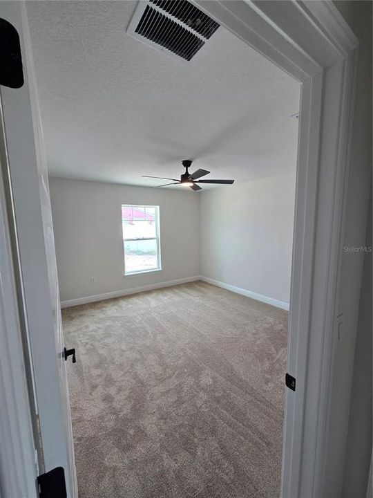 En Venta: $239,900 (3 camas, 2 baños, 1138 Pies cuadrados)