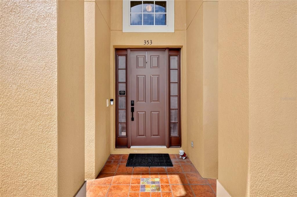 Activo con contrato: $730,000 (4 camas, 2 baños, 2762 Pies cuadrados)