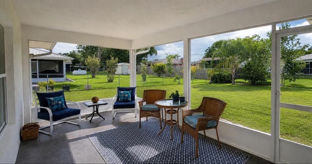 Activo con contrato: $334,900 (3 camas, 2 baños, 1720 Pies cuadrados)