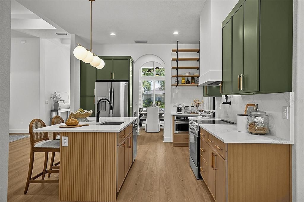 En Venta: $800,000 (4 camas, 2 baños, 2670 Pies cuadrados)