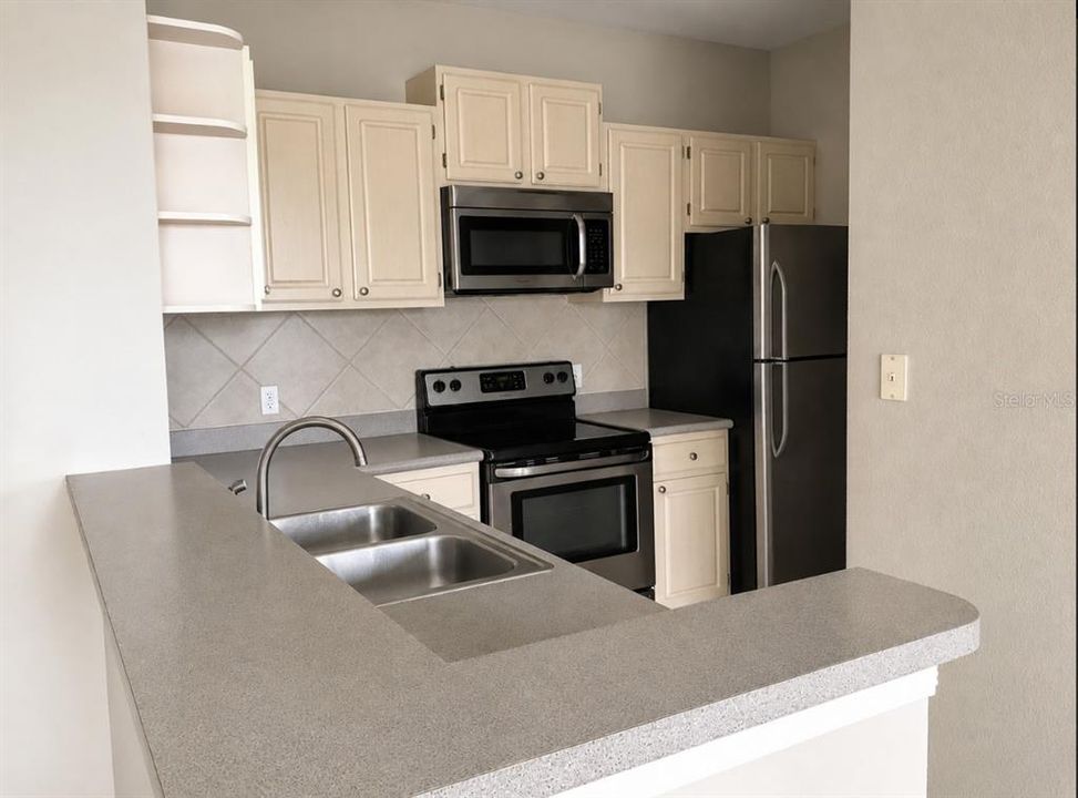 For Rent: $1,650 (2 beds, 2 baths, 1048 Square Feet)
