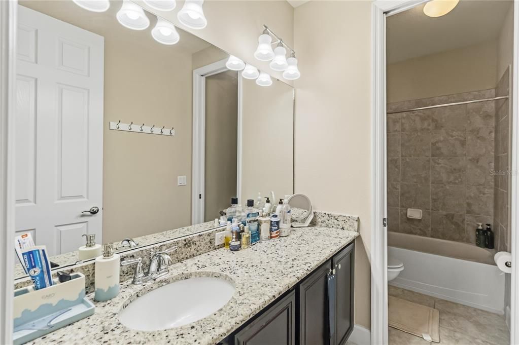 В аренду: $4,500 (4 спален, 4 ванн, 4072 Квадратных фут)