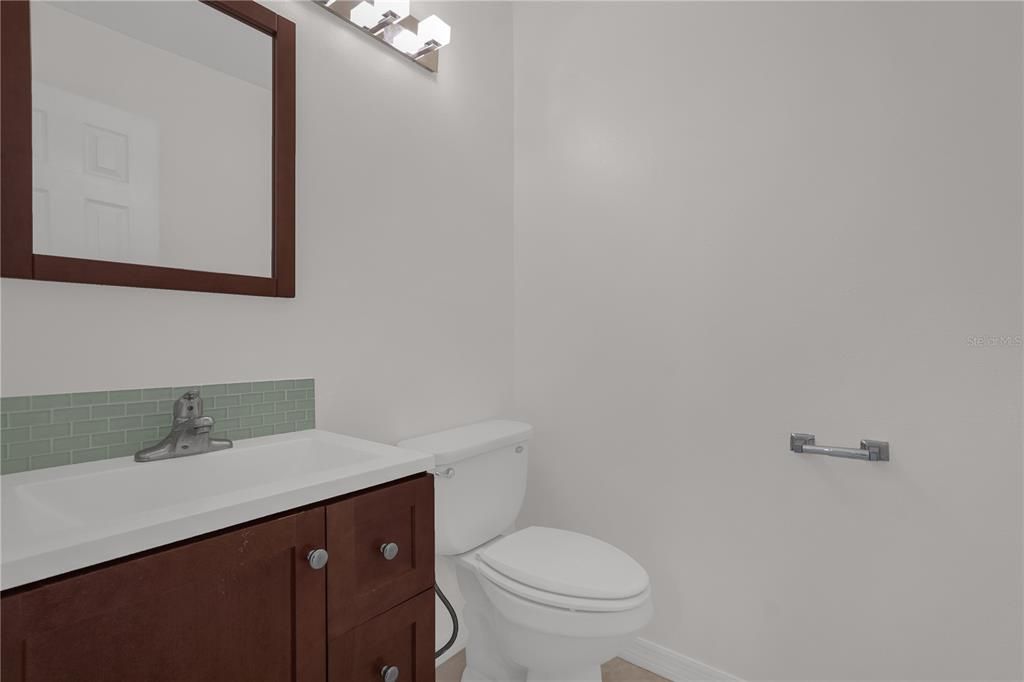 For Sale: $345,000 (2 beds, 2 baths, 1288 Square Feet)