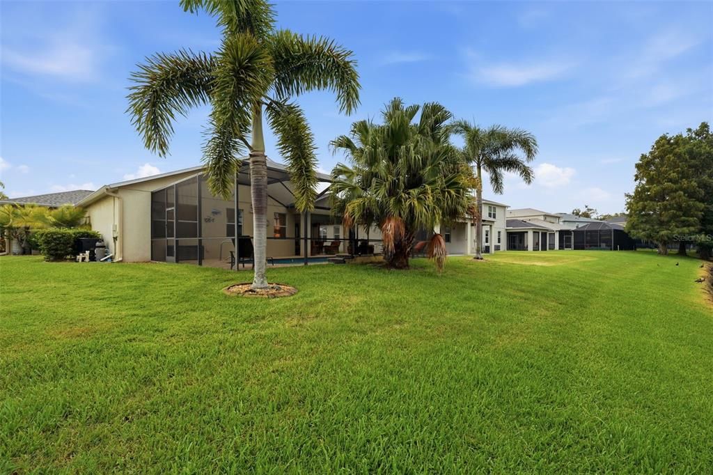Под контрактом: $442,000 (3 спален, 2 ванн, 1782 Квадратных фут)