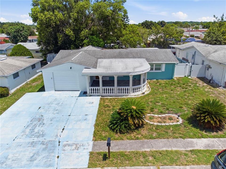 For Sale: $299,900 (2 beds, 2 baths, 1480 Square Feet)