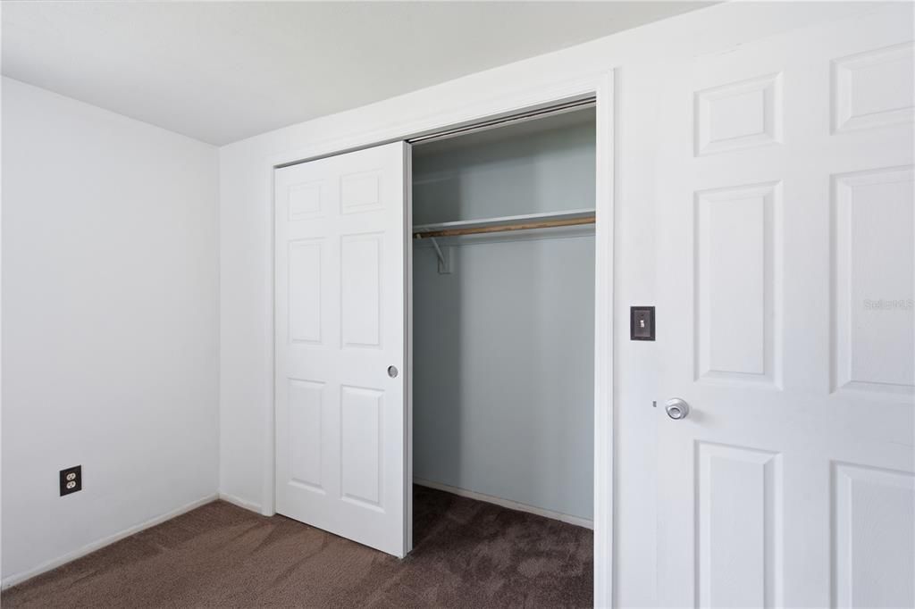 For Sale: $299,900 (2 beds, 2 baths, 1480 Square Feet)