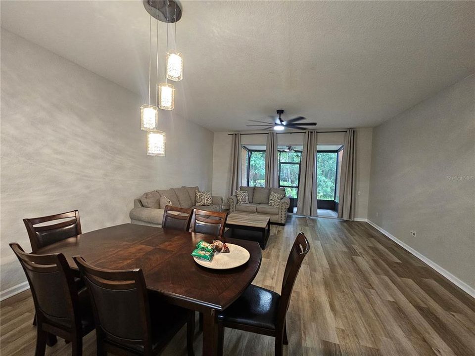En Renta: $2,495 (3 camas, 2 baños, 1687 Pies cuadrados)