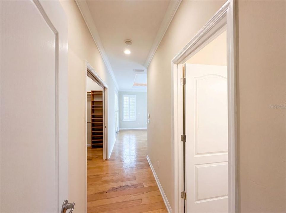 En Venta: $690,000 (4 camas, 3 baños, 3003 Pies cuadrados)