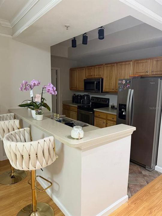 For Rent: $1,975 (2 beds, 2 baths, 1174 Square Feet)