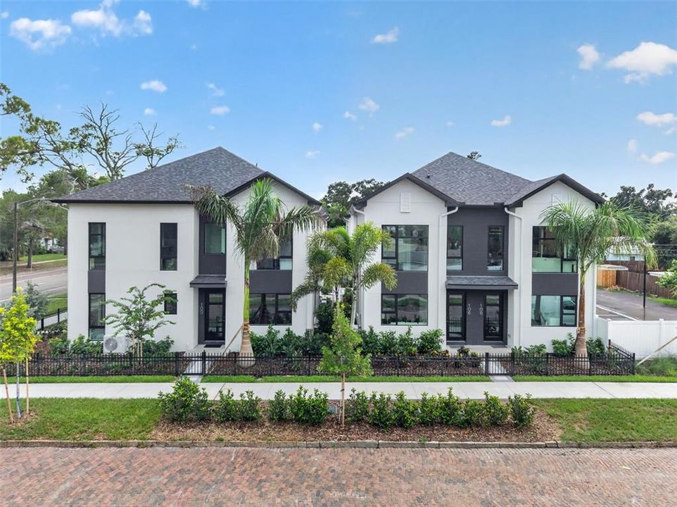 На продажу: $599,900 (2 спален, 2 ванн, 1400 Квадратных фут)