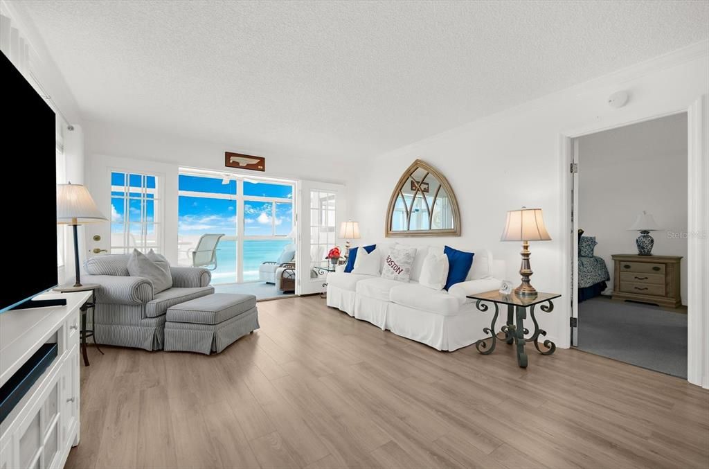 En Venta: $825,000 (2 camas, 2 baños, 1266 Pies cuadrados)