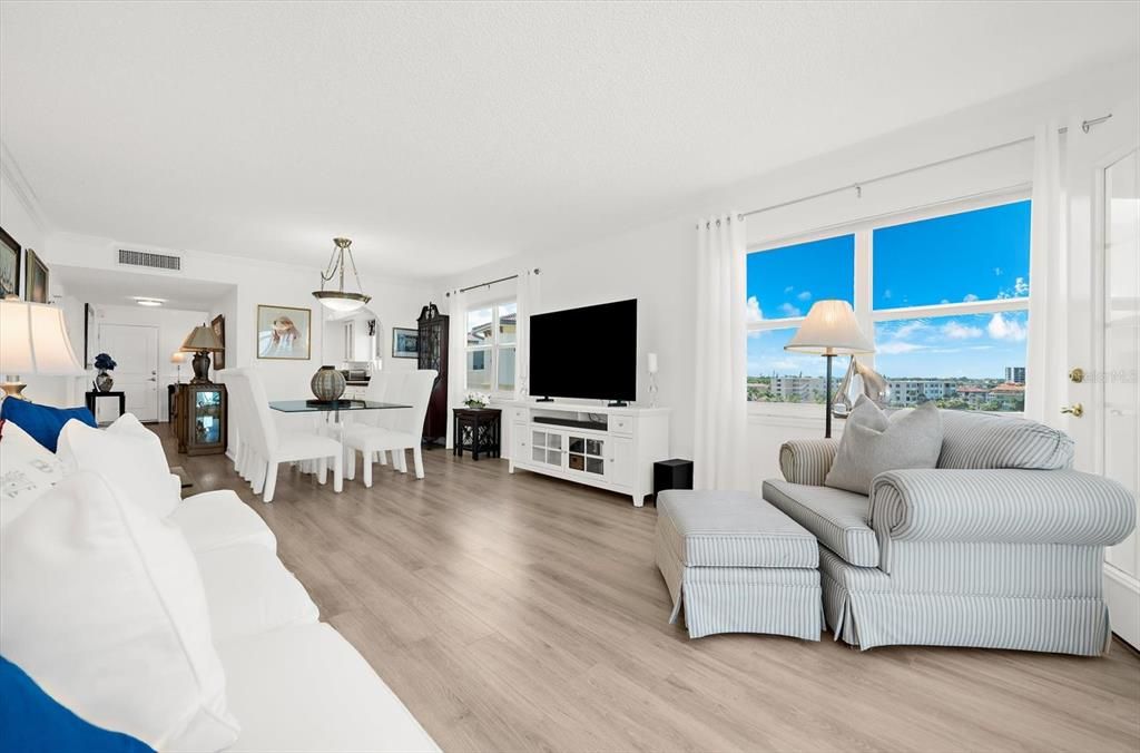 En Venta: $825,000 (2 camas, 2 baños, 1266 Pies cuadrados)