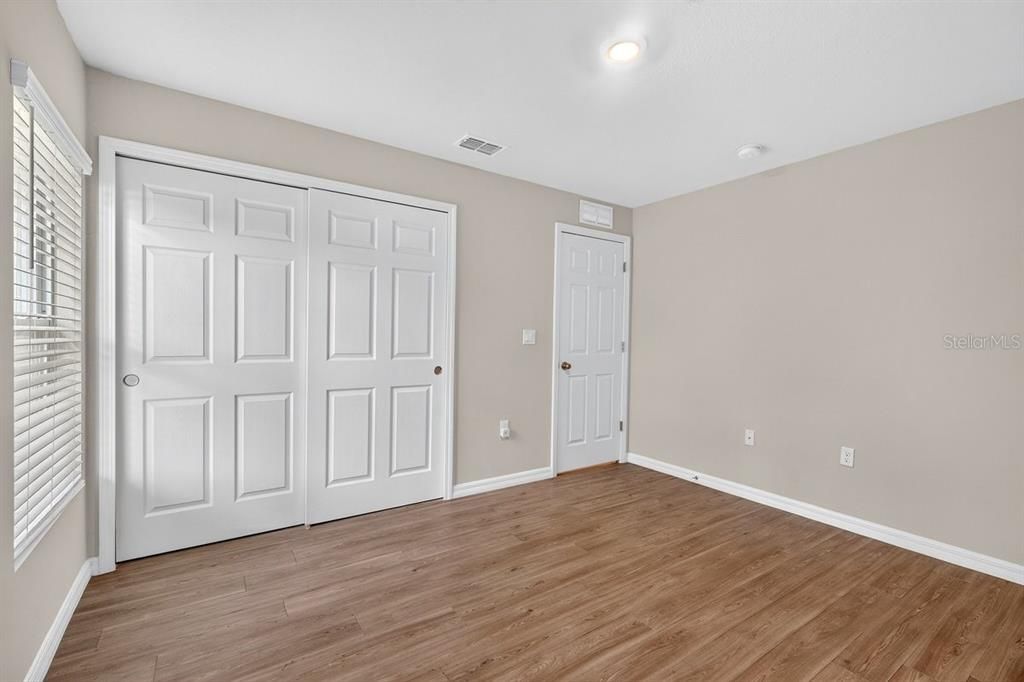 En Venta: $339,000 (4 camas, 2 baños, 1617 Pies cuadrados)