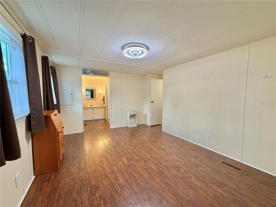 En Venta: $139,000 (2 camas, 2 baños, 864 Pies cuadrados)