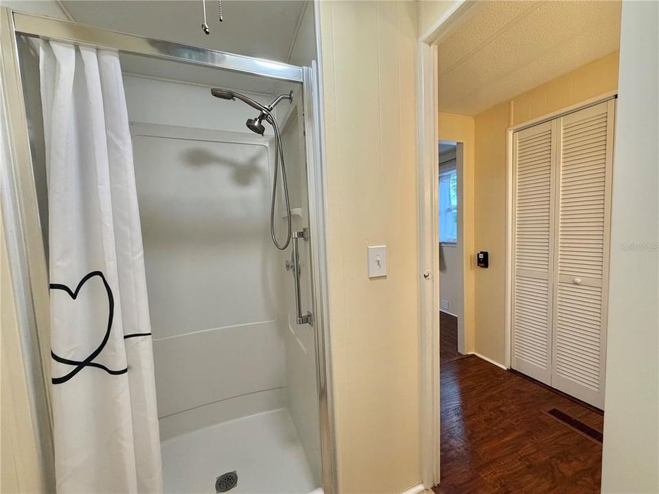 En Venta: $139,000 (2 camas, 2 baños, 864 Pies cuadrados)