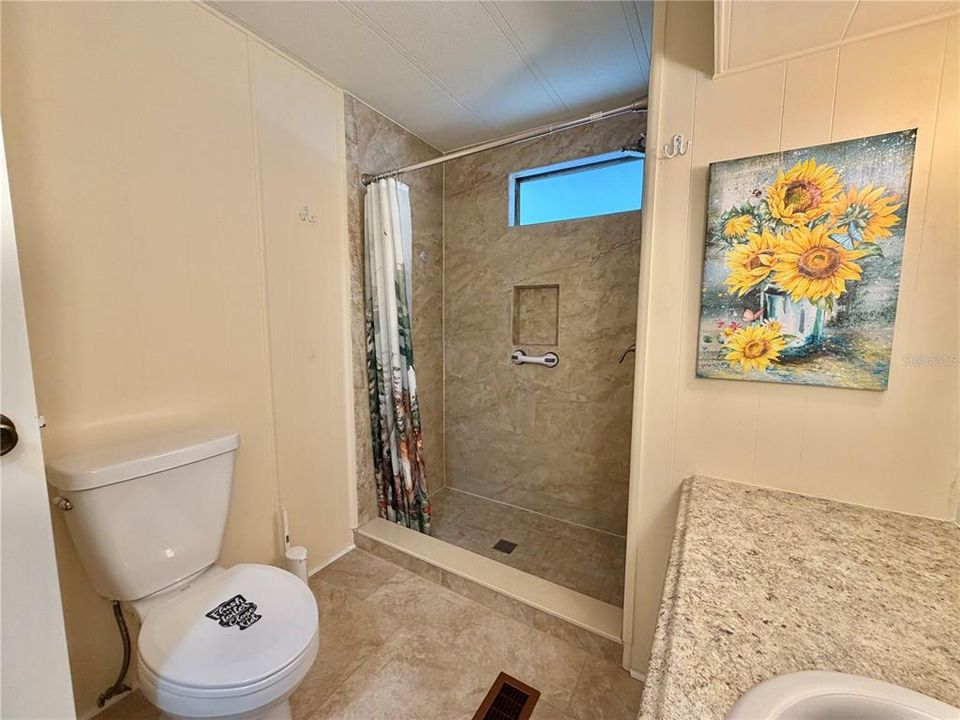 En Venta: $139,000 (2 camas, 2 baños, 864 Pies cuadrados)