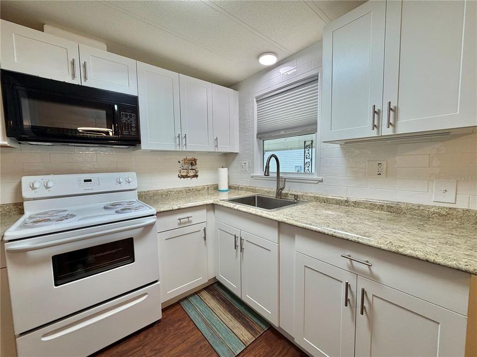 En Venta: $139,000 (2 camas, 2 baños, 864 Pies cuadrados)