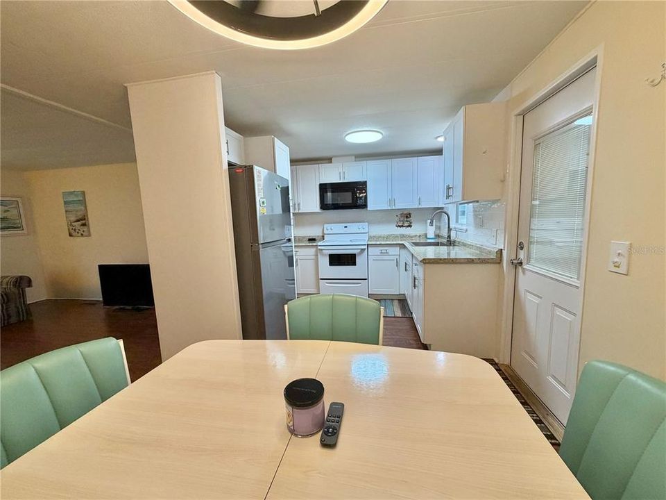 En Venta: $139,000 (2 camas, 2 baños, 864 Pies cuadrados)