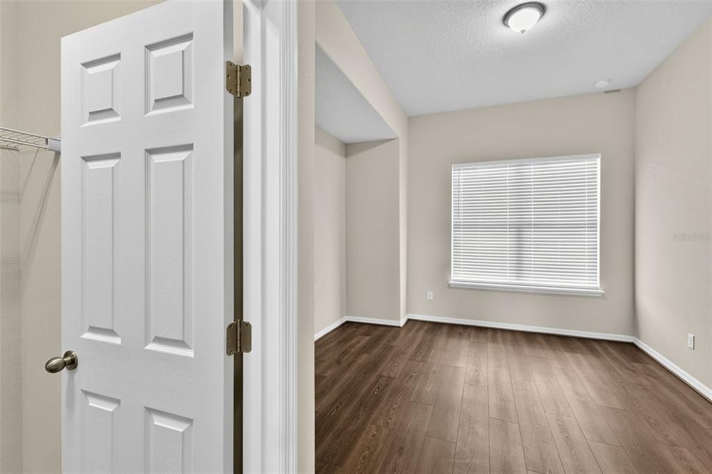 На продажу: $549,900 (5 спален, 4 ванн, 3040 Квадратных фут)