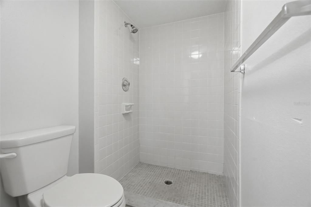 En Venta: $144,900 (2 camas, 2 baños, 1030 Pies cuadrados)
