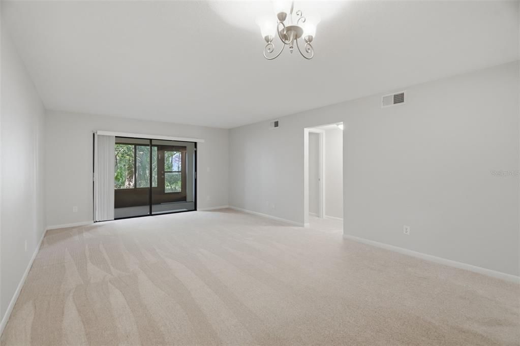 En Venta: $144,900 (2 camas, 2 baños, 1030 Pies cuadrados)