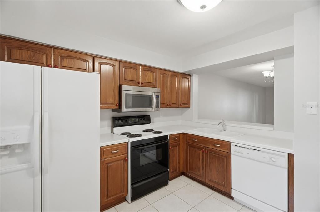 En Venta: $144,900 (2 camas, 2 baños, 1030 Pies cuadrados)